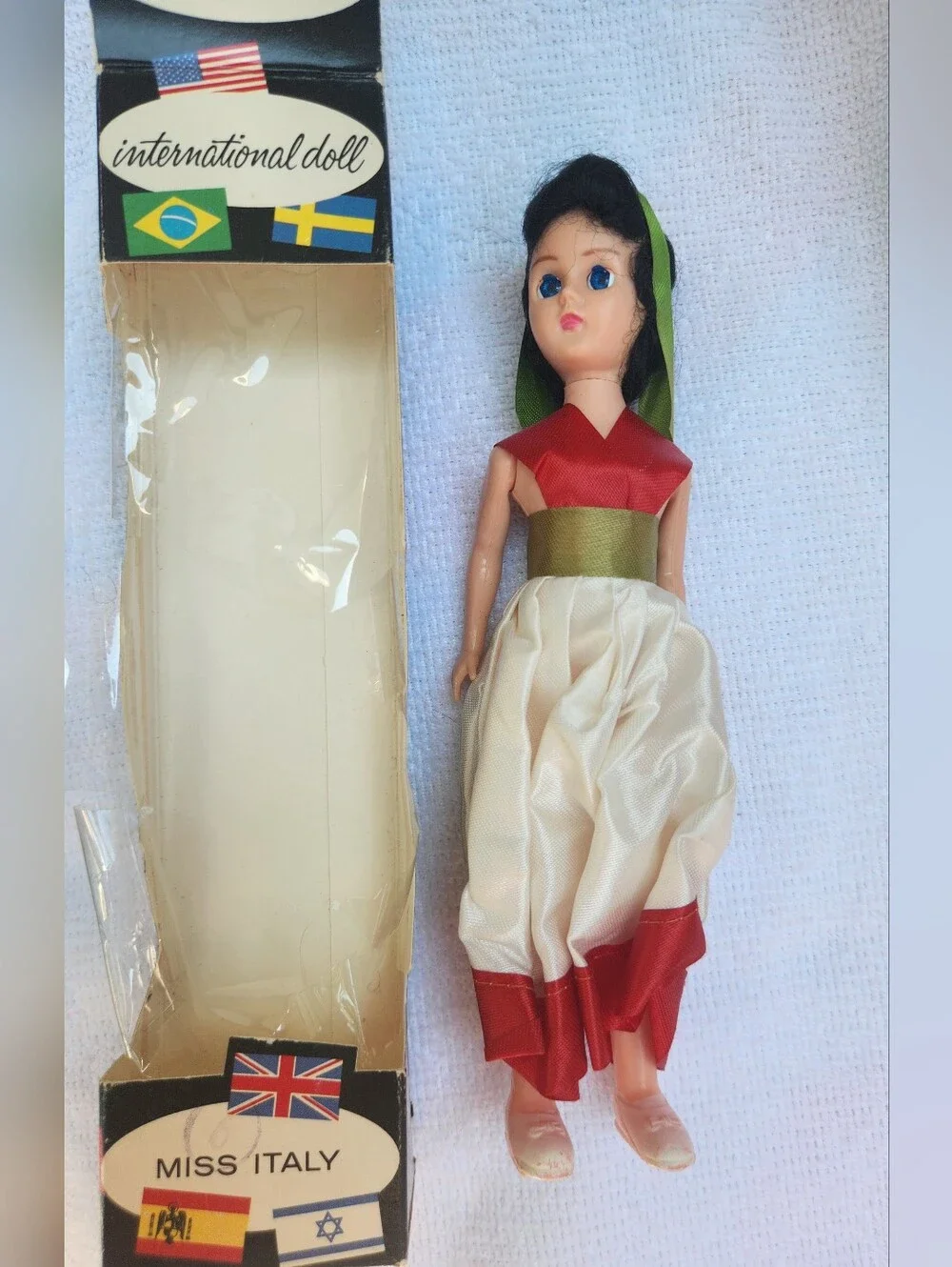Vintage International Doll - Miss Italy #7